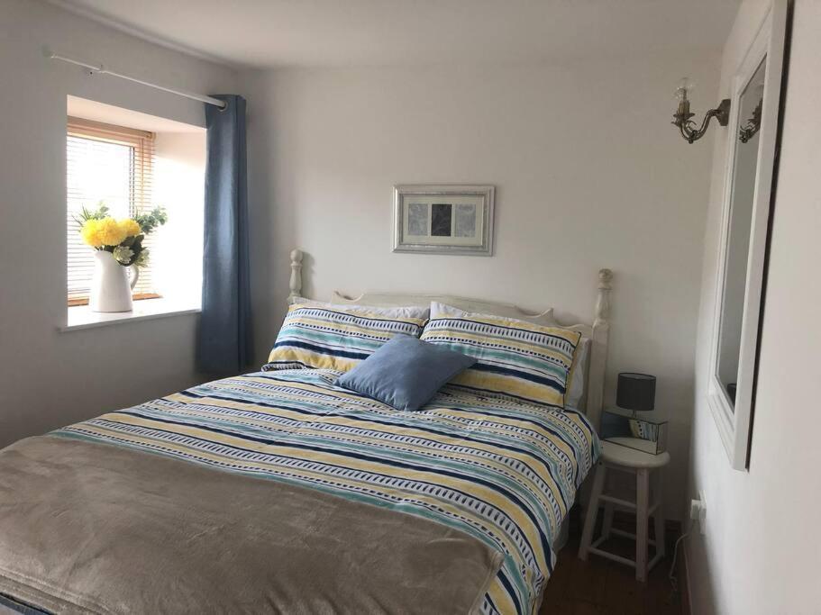 Seaton, Devon, Two Bed Apartment, Just Off The Sea Front. Εξωτερικό φωτογραφία