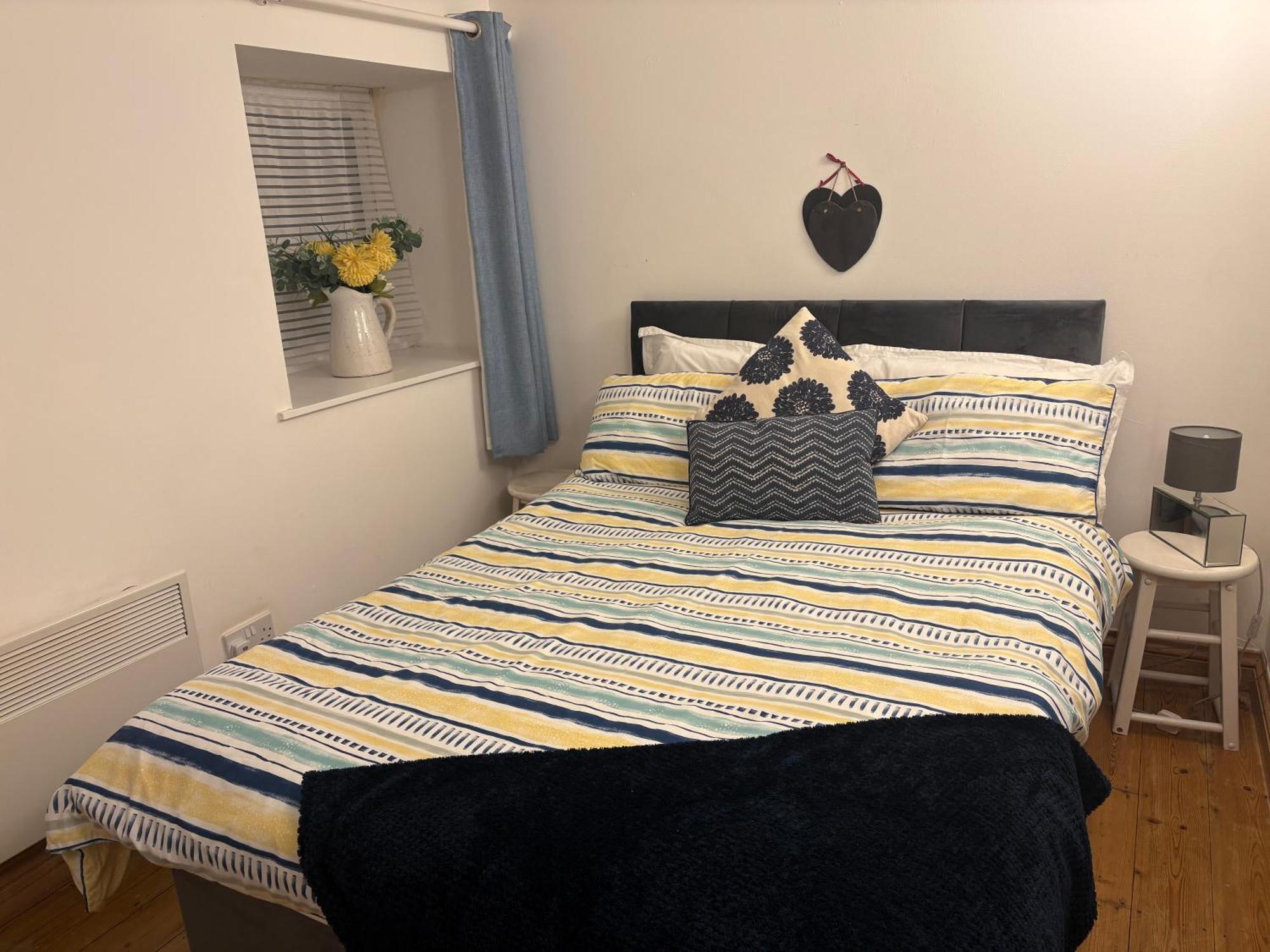 Seaton, Devon, Two Bed Apartment, Just Off The Sea Front. Εξωτερικό φωτογραφία